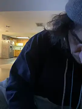 Lilsmokeshow017 online show from 12-15-24, 05:10