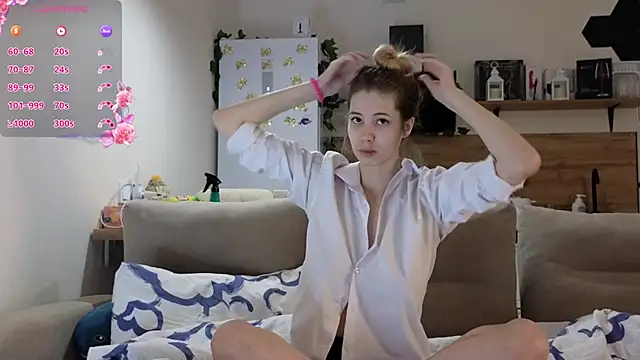 Girl alone home online show from 03-15-25, 03:06