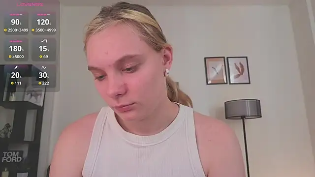 Snapshot of NaokoStifel chatting on 06-17-26, 01:08 NaokoStifel online show from 06-17-26, 01:08