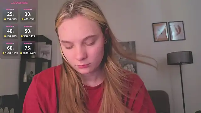Snapshot of NaokoStifel chatting on 06-24-26, 02:32 NaokoStifel online show from 06-24-26, 02:32