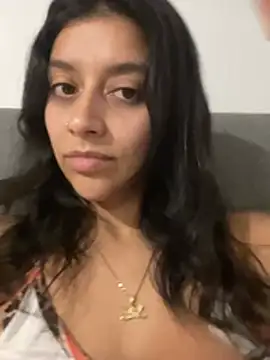 Snapshot of BrittanyDiaz chatting on 06-26-26, 10:47 BrittanyDiaz online show from 06-26-26, 10:47