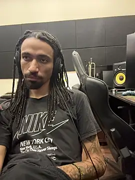 hotcamboy420 online show from 02-13-26, 03:02