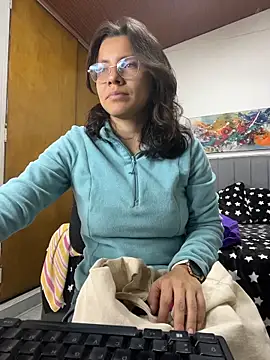 karlamorris  online show from 03-09-26, 01:15