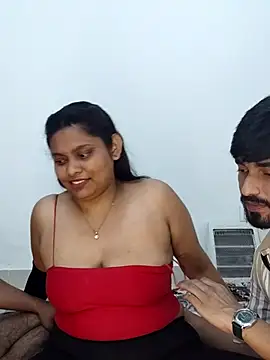 Snapshot of Sexy_DarloSiya chatting on 03-13-26, 05:08 Sexy DarloSiya online show from 03-13-26, 05:08
