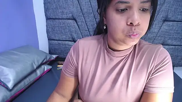 Briannacastello online show from 12-04-24, 07:39