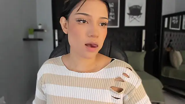 renee shelby  online show from 02-25-26, 07:45