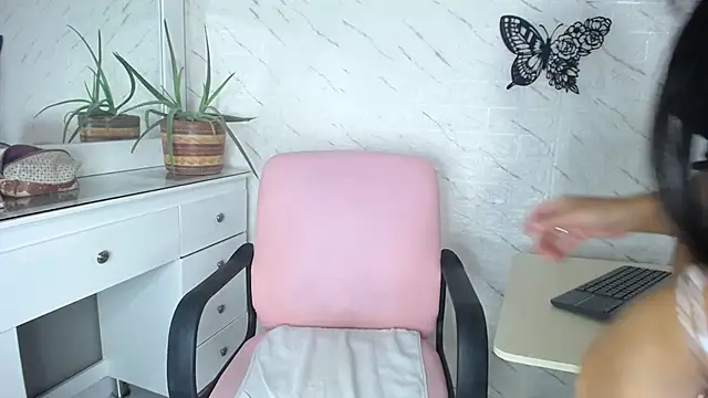 Saritatellez online show from 03-10-25, 10:13