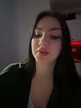 Snapshot of alissa4blonde chatting on 02-07-25, 05:40 alissa4blonde online show from 02-07-25, 05:40