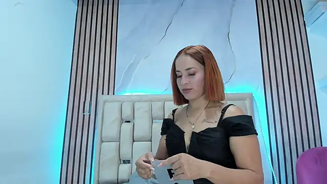 Snapshot of ChloeParkss_ chatting on 12-11-24, 12:12 ChloeParkss online show from 12-11-24, 12:12