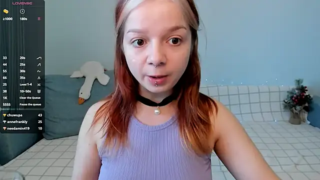 Snapshot of crystal_lilith chatting on 12-04-24, 10:46 crystal lilith online show from 12-04-24, 10:46