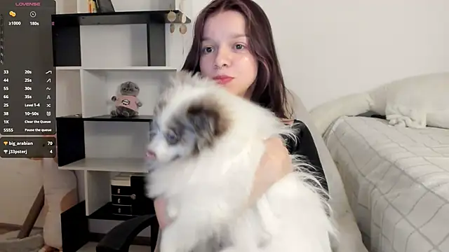 Snapshot of crystal_lilith chatting on 02-12-25, 06:40 crystal lilith online show from 02-12-25, 06:40