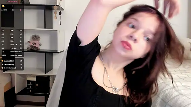 Snapshot of crystal_lilith chatting on 02-12-25, 10:59 crystal lilith online show from 02-12-25, 10:59