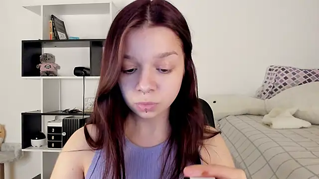 Snapshot of crystal_lilith chatting on 02-15-25, 06:12 crystal lilith online show from 02-15-25, 06:12