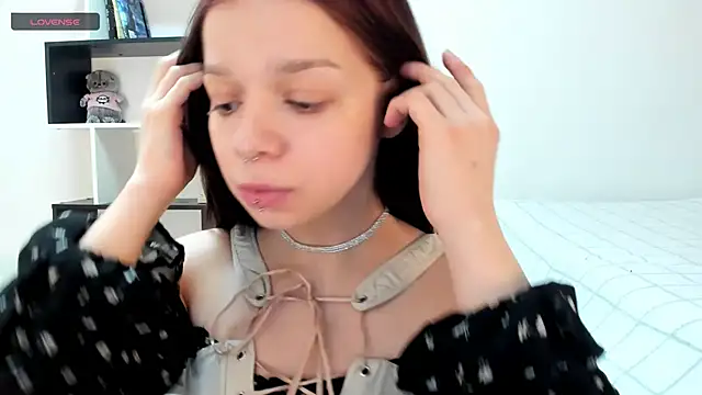 Snapshot of crystal_lilith chatting on 03-02-25, 03:05 crystal lilith online show from 03-02-25, 03:05