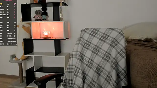 Snapshot of crystal_lilith chatting on 03-22-25, 10:39 crystal lilith online show from 03-22-25, 10:39