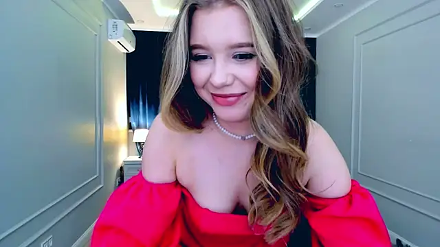 Snapshot of FollowLovee chatting on 03-18-25, 06:04 FollowLovee online show from 03-18-25, 06:04