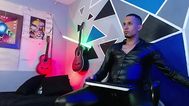 MagnusFrost online show from 11-11-25, 04:01