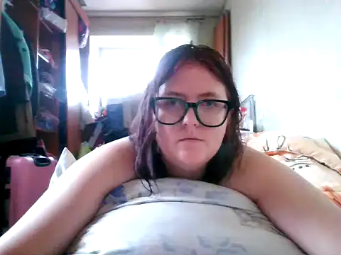 DesireMelissa online show from 10-18-25, 12:06