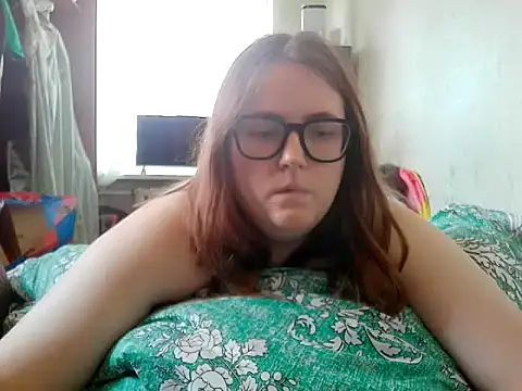Snapshot of DesireMelissa chatting on 06-24-26, 10:36 DesireMelissa online show from 06-24-26, 10:36