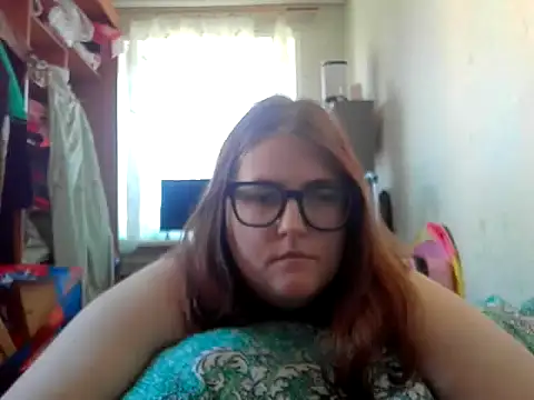 Snapshot of DesireMelissa chatting on 06-26-26, 05:12 DesireMelissa online show from 06-26-26, 05:12