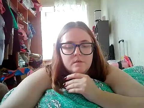 Snapshot of DesireMelissa chatting on 06-29-26, 10:10 DesireMelissa online show from 06-29-26, 10:10