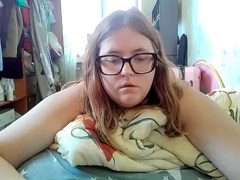 Snapshot of DesireMelissa chatting on 07-27-26, 12:12 DesireMelissa online show from 07-27-26, 12:12