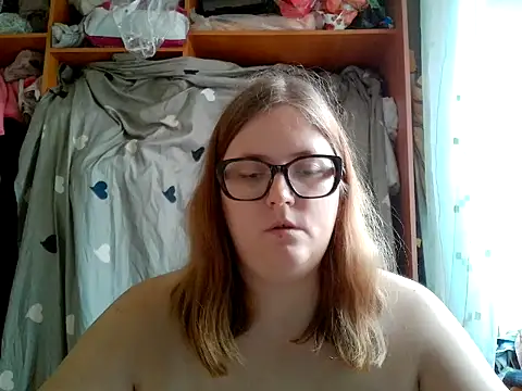 Snapshot of DesireMelissa chatting on 07-30-26, 05:50 DesireMelissa online show from 07-30-26, 05:50