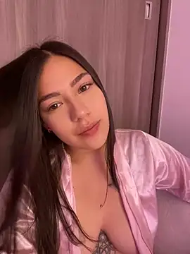 Latina vanessa online show from 01-17-25, 12:20