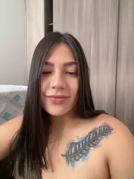 Latina vanessa online show from 01-30-25, 09:25