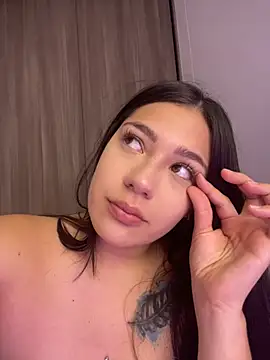 Latina vanessa online show from 02-23-25, 02:40