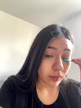 Latina vanessa online show from 09-21-25, 02:19