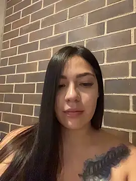 Latina vanessa online show from 05-04-26, 05:47