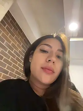 Latina vanessa online show from 07-21-26, 01:19