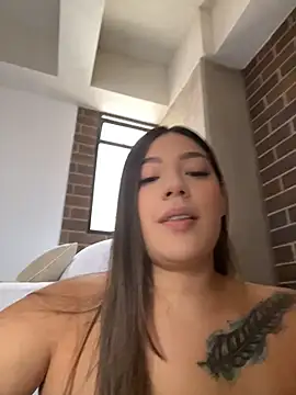Latina vanessa online show from 08-06-26, 04:09