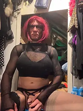 Xenia-Cosmo online show from 10-19-25, 11:38