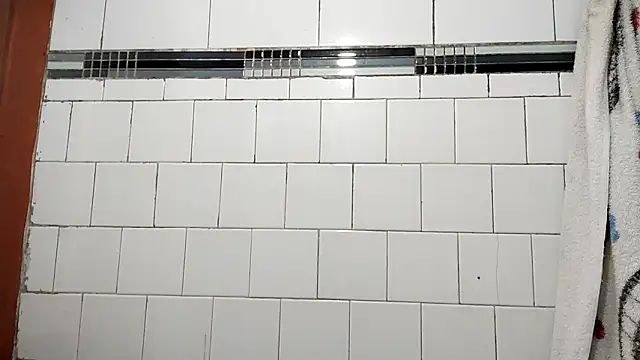 Cata Blue   online show from 10-17-25, 03:58