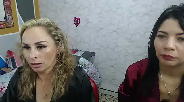 Snapshot of Georgina_Copper chatting on 02-13-25, 06:48 Georgina Copper online show from 02-13-25, 06:48