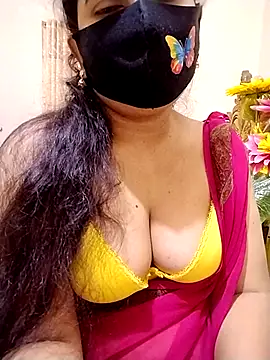 Snapshot of Ameera19 chatting on 01-16-26, 10:30 Ameera19 online show from 01-16-26, 10:30