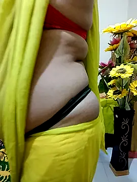 Snapshot of Ameera19 chatting on 01-31-26, 07:11 Ameera19 online show from 01-31-26, 07:11