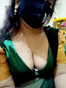 Snapshot of Ameera19 chatting on 02-14-26, 07:32 Ameera19 online show from 02-14-26, 07:32