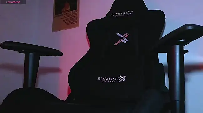 Luan-wood online show from 02-10-25, 01:55