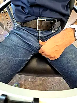 alessandroman2114 online show from 09-29-25, 10:31