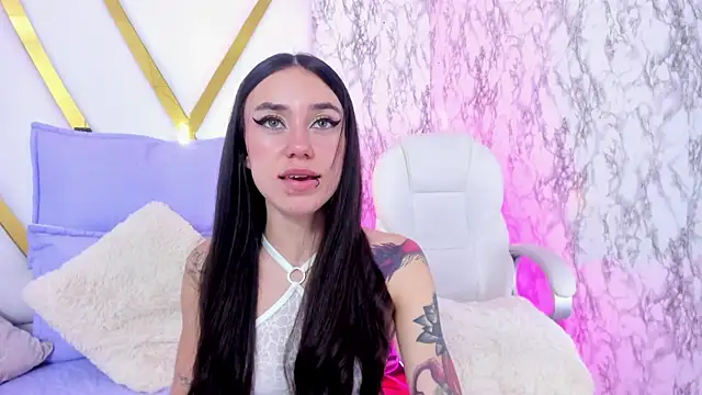 Athziry  online show from 12-22-24, 11:54