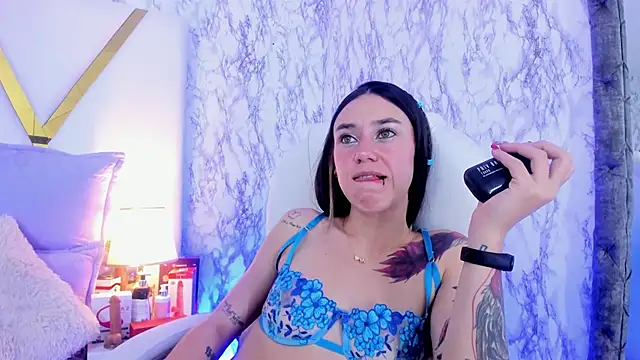 Athziry  online show from 01-10-25, 05:24