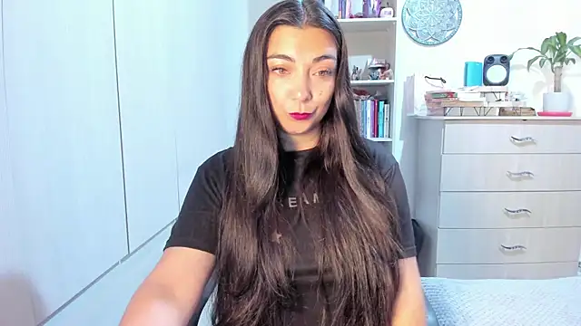 Karla hernandez  online show from 07-14-26, 10:32