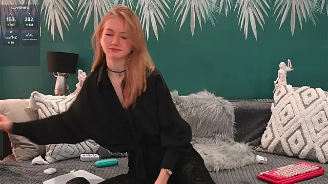 Alexandra Demore online show from 03-01-25, 11:47