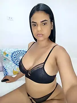 Snapshot of AntonellaShot chatting on 01-14-25, 05:51 AntonellaShot online show from 01-14-25, 05:51