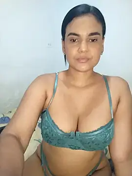 Snapshot of AntonellaShot chatting on 09-16-25, 06:36 AntonellaShot online show from 09-16-25, 06:36