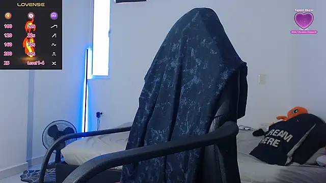 Snapshot of paulo_allen chatting on 02-23-26, 01:41 paulo allen online show from 02-23-26, 01:41