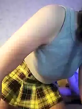 Snapshot of Fregida chatting on 12-21-24, 10:39 Fregida online show from 12-21-24, 10:39